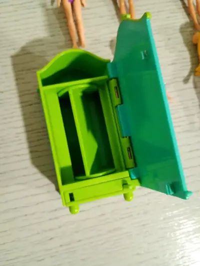 Lote 10 muñecas Polly Pocket con armario magico - miniatura 5
