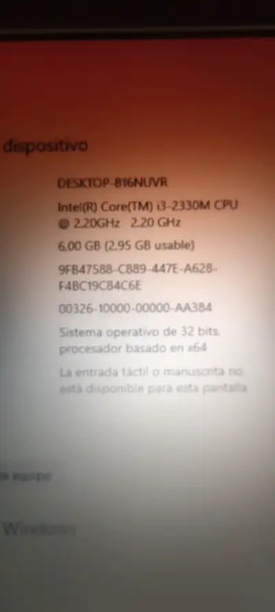 Laptop Sony Vaio blanca en buen estado - miniatura 6