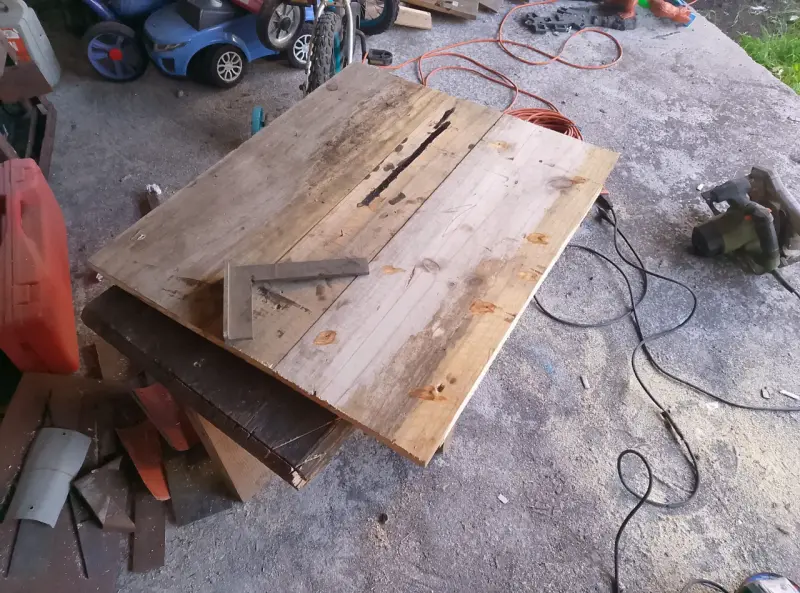 Mesa de centro de madera y viga de acero - 6