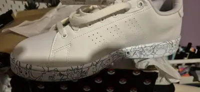 Zapatillas Adidas X Pokémon - miniatura 1