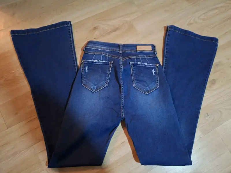Lote de jeans para mujer distintas marcas - 2