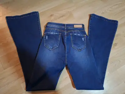 Lote de jeans para mujer distintas marcas - miniatura 2