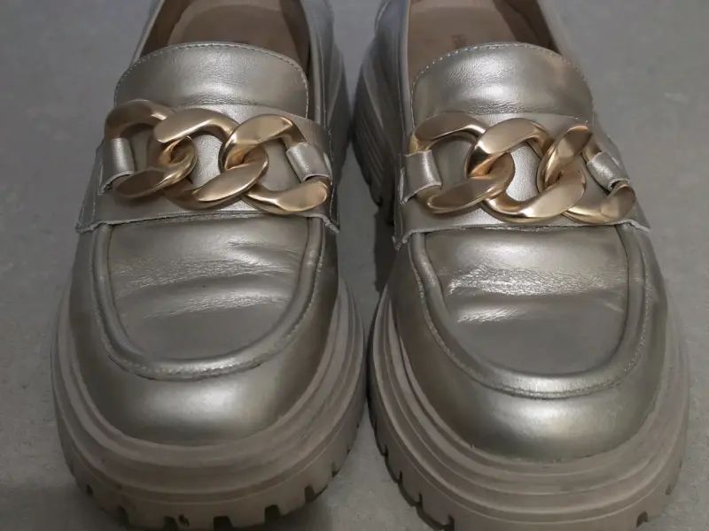 Mocasines HushPuppies dorado - 2