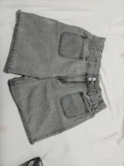 Shorts de mezclilla gris para mujer Index - miniatura 1