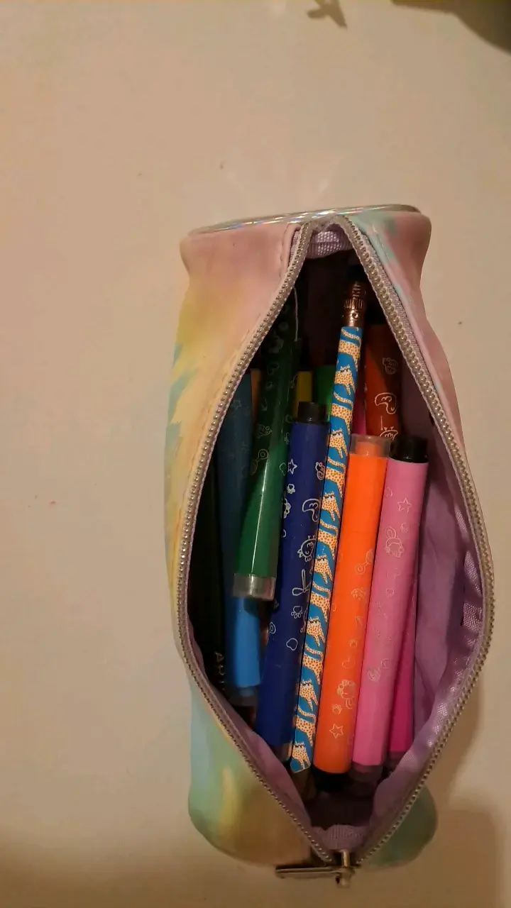 Estuche Forever Young multicolor con lápices - 3