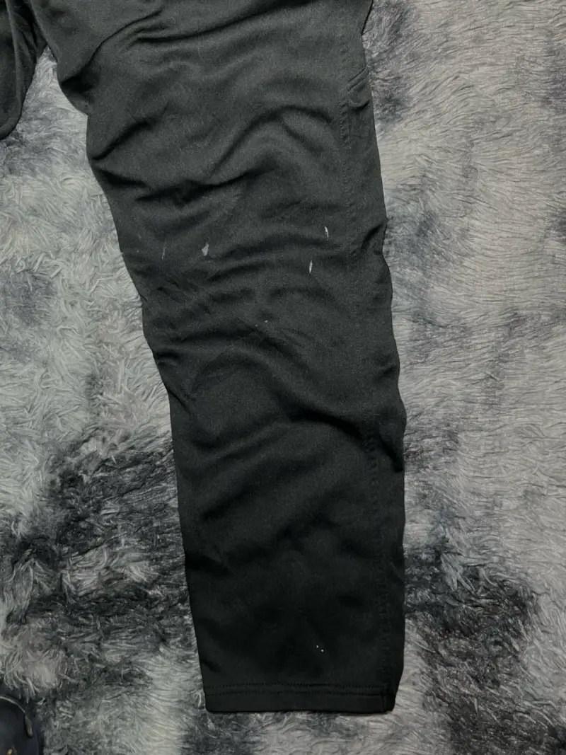 Pantalón deportivo Under Armour negro - 2