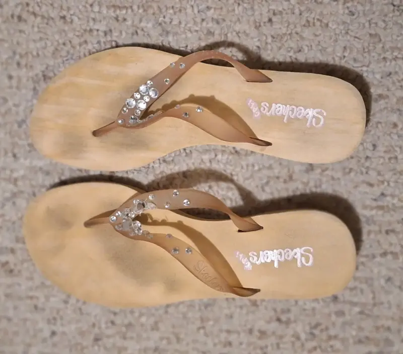 Sandalias Skechers con detalles brillantes - 2