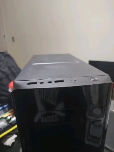 Computador de Escritorio con Tarjeta Gráfica Zotac - miniatura 3