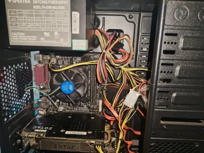 Computador de Escritorio con Tarjeta Gráfica Zotac - miniatura 5