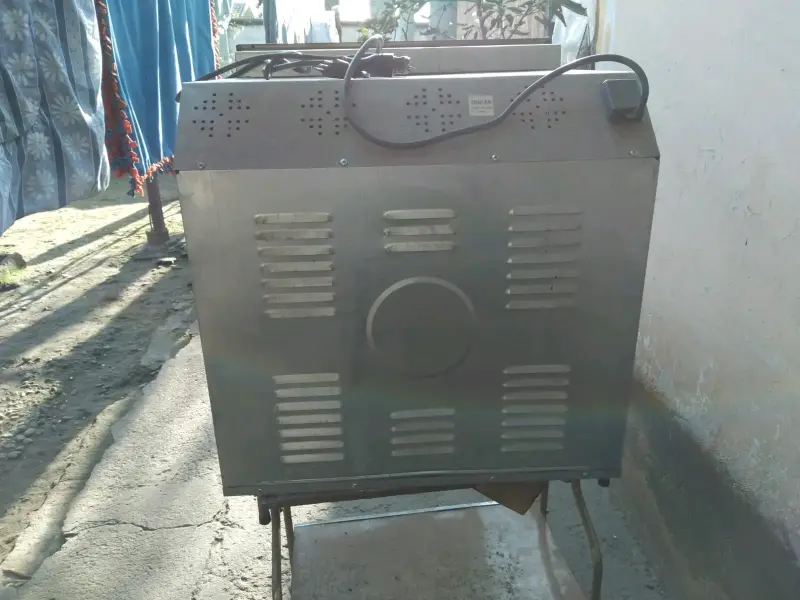 Horno empotrable de acero inoxidable Trotter - 3