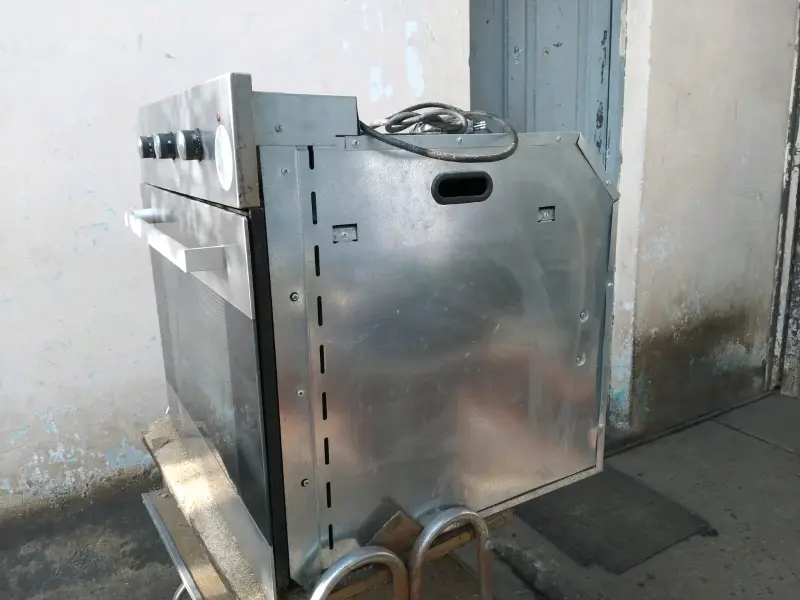 Horno empotrable de acero inoxidable Trotter - 4
