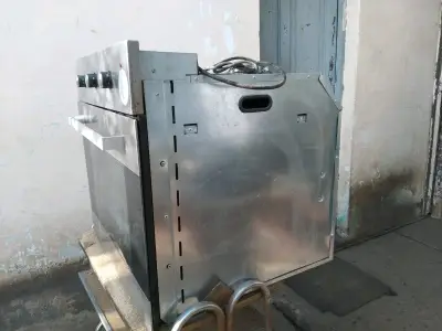Horno empotrable de acero inoxidable Trotter - miniatura 4