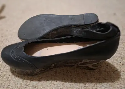 Zapatos de Cuña Negros con Correa - miniatura 3