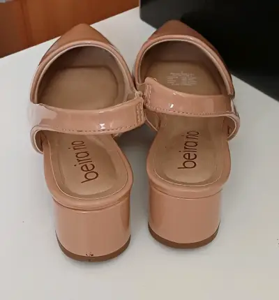 Zapatos de tacón bajo nude Beira Rio - miniatura 3