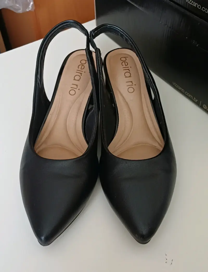Zapatos de Tacón Bajo Beira Rio Negros