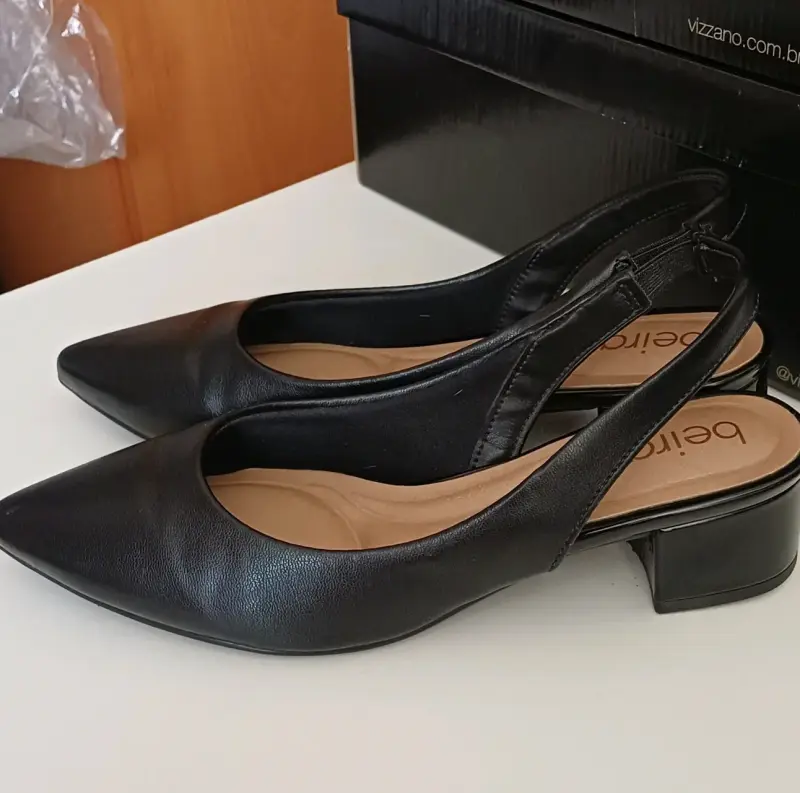 Zapatos de Tacón Bajo Beira Rio Negros - 2