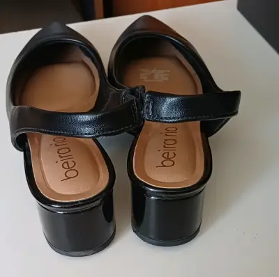 Zapatos de Tacón Bajo Beira Rio Negros - miniatura 3