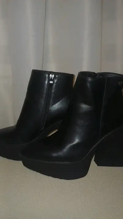 Botines de cuero negro con plataforma - miniatura 3