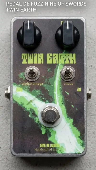 Pedal Fuzz Nine of Swords Twin Earth Guitarra Bajo - miniatura 2