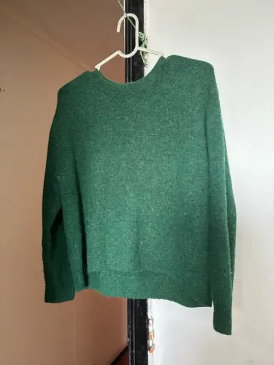 Suéter verde mujer - miniatura 1