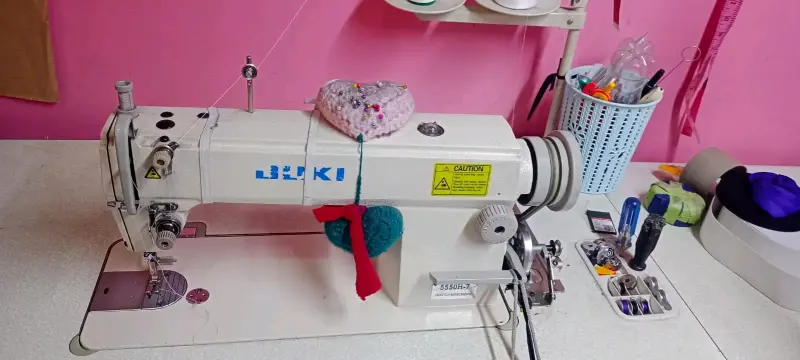 Máquina de Coser Industrial Juki con Motor Aegon - 3