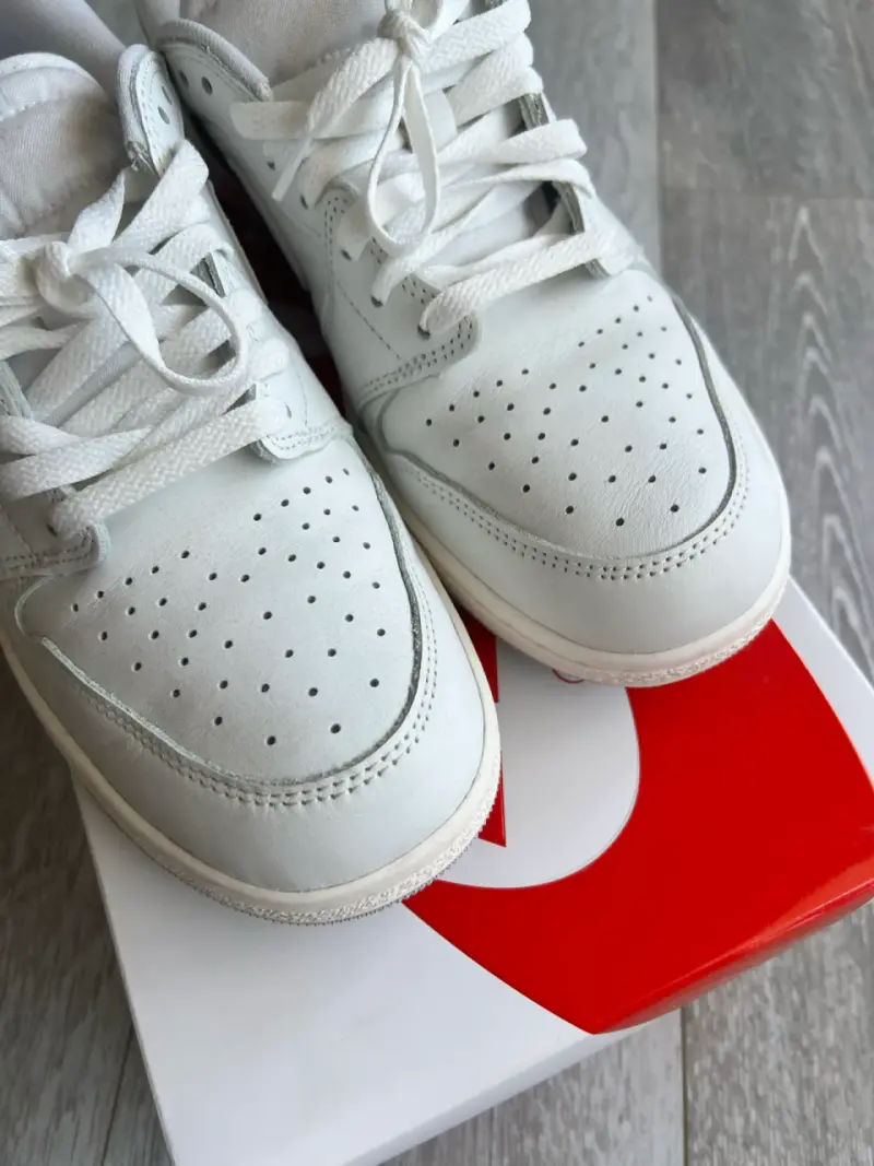Zapatillas Nike Jordan 1 Low Neutral Grey - 5