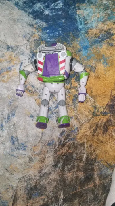 Figura de acción Buzz Lightyear Toy Story - miniatura 2