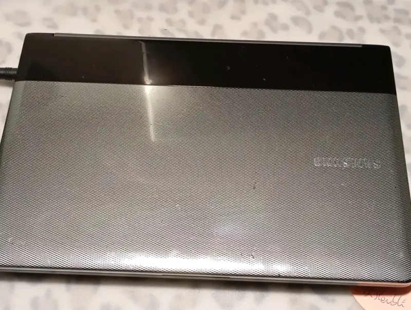 Notebook Samsung RC420 en buen estado - 1