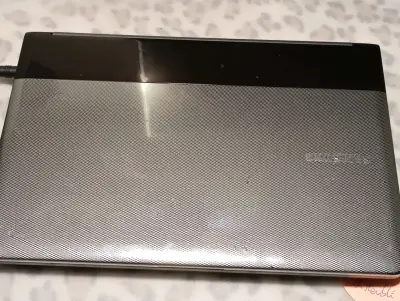 Notebook Samsung RC420 en buen estado - miniatura 1