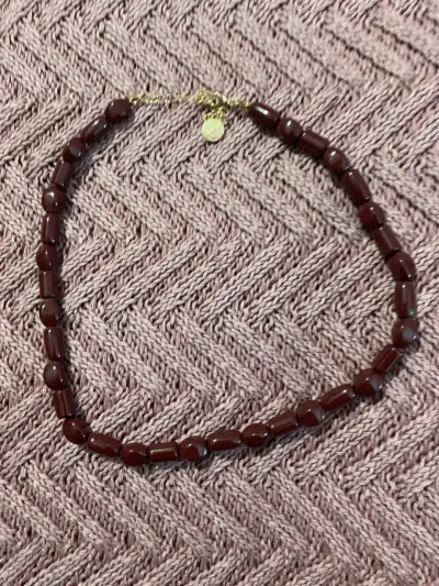 Collar de cuentas marrón oscuro elegante. Lounge - miniatura 1