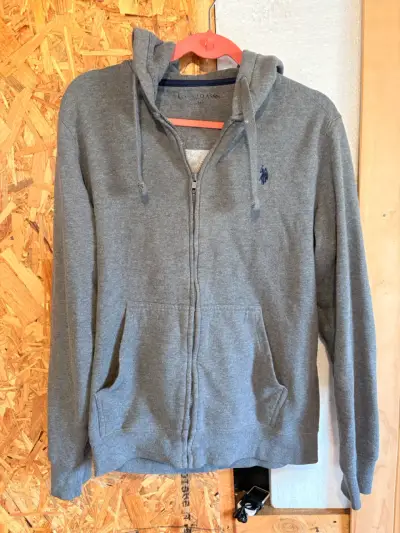 Ropa de varón de marcas reconocidas - miniatura 1