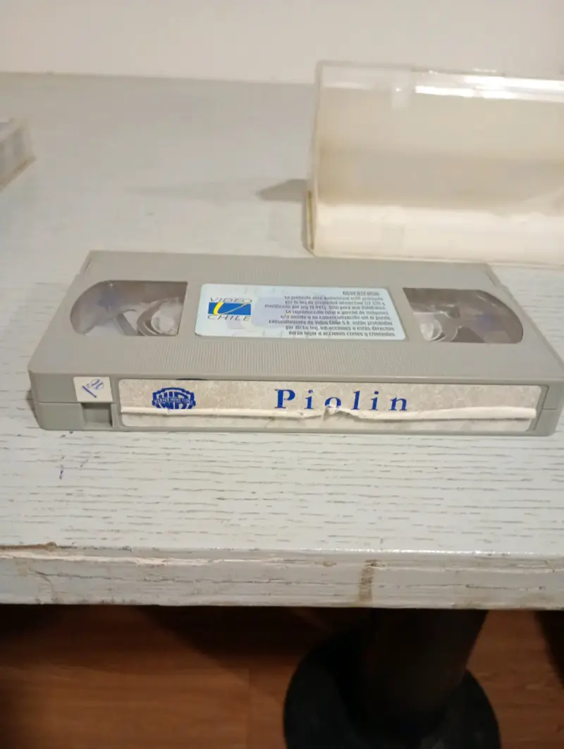 VHS Looney Tunes Piolín Plumas y Risas en Español - 4