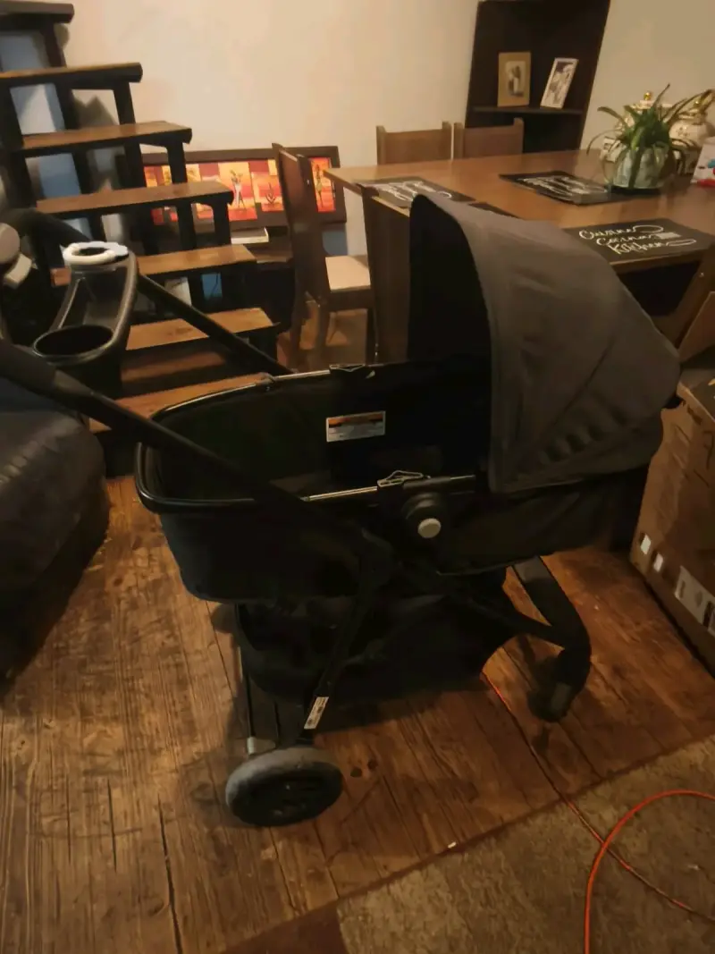 Coche de bebé 8 en 1 con silla de auto - 2