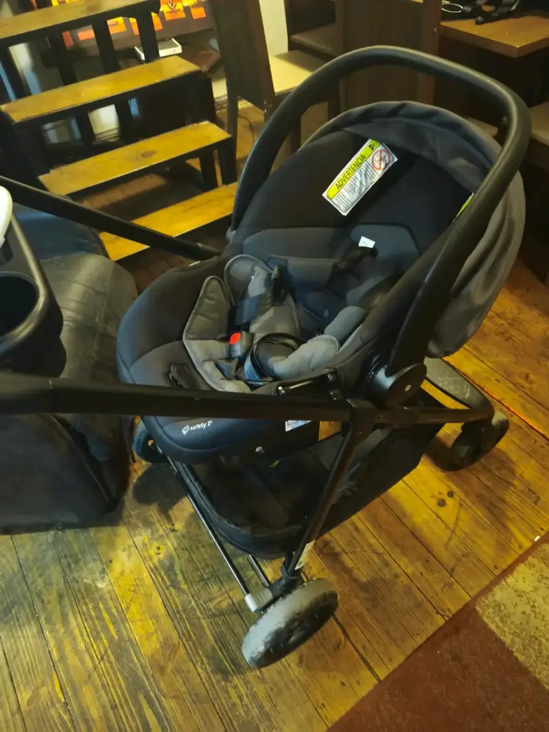 Coche de bebé 8 en 1 con silla de auto - 6
