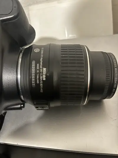 Cámara Nikon D3200 con 2 lentes y cargador - miniatura 6