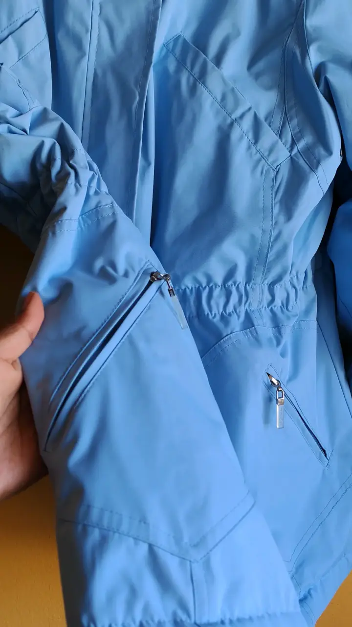 Chaqueta azul con capucha Izod para mujer - 2