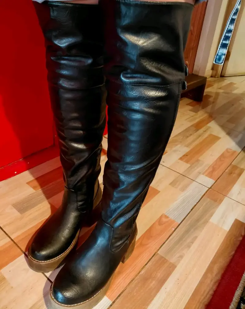 Botas negras de cuero - 3