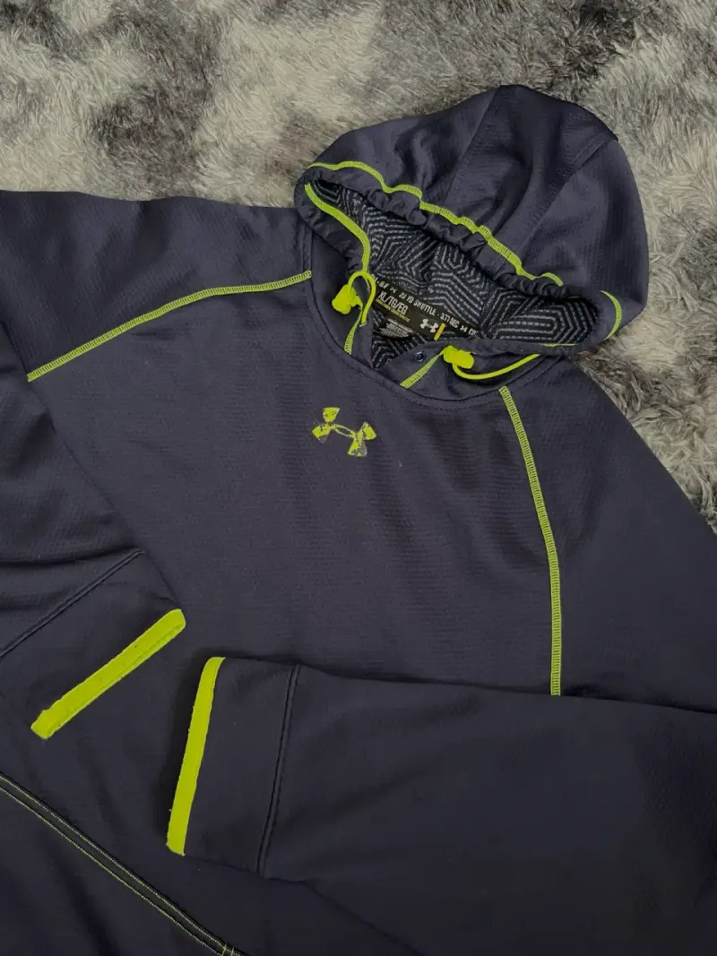Polerón Under Armour azul y verde - 2