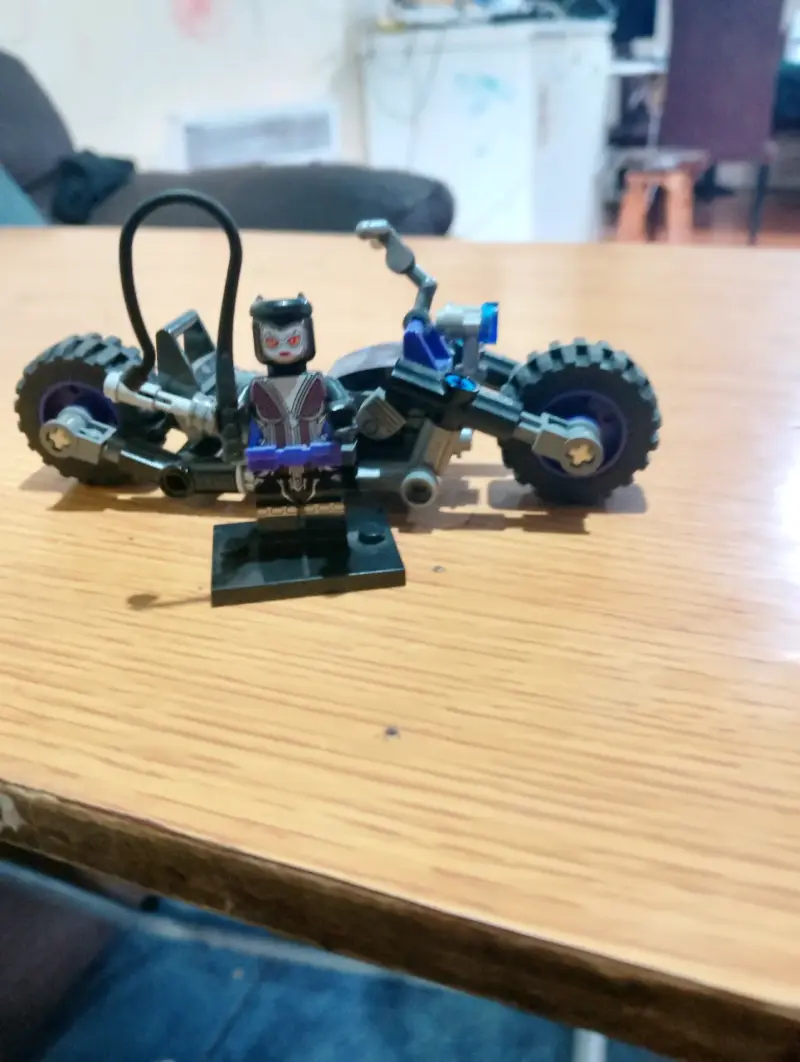 figuras y vehículos de Batman - 4