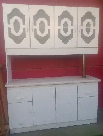 Mueble de cocina blanco con alacena - miniatura 2