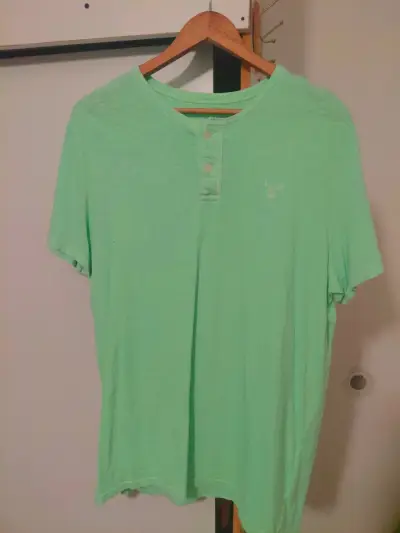 Polera verde Amercan eagle - miniatura 1