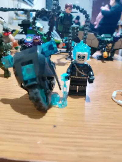 Lego Marvel - miniatura 1