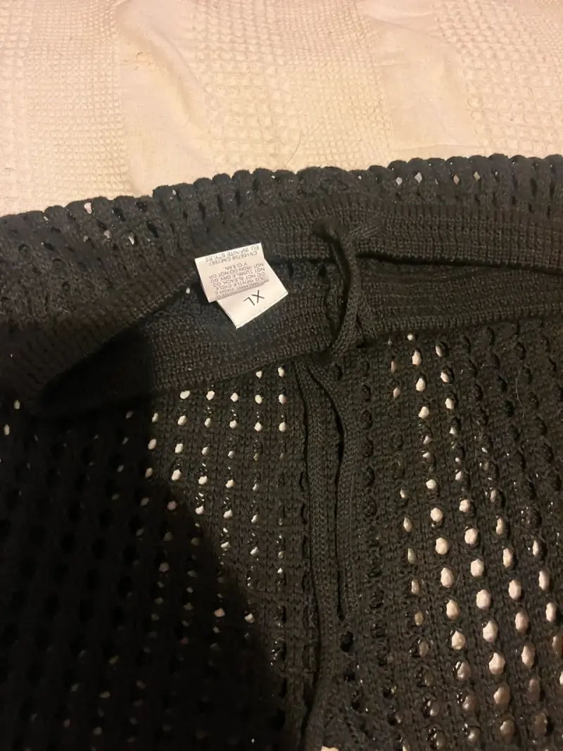 Pantalones playeros negros de crochet - 3