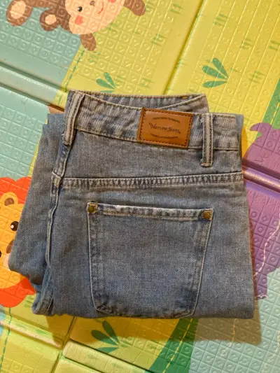 Jeans de mezclilla azul para mujer - miniatura 4