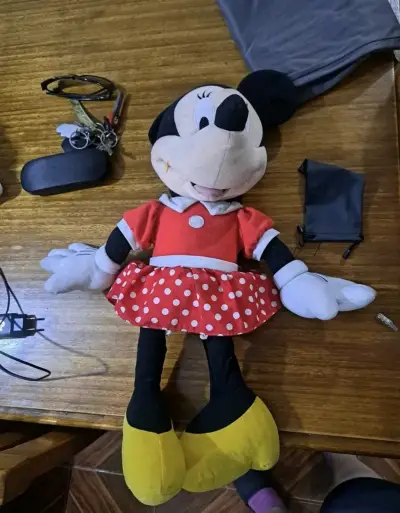 Peluche de Minnie Mouse 55 cms - miniatura 1