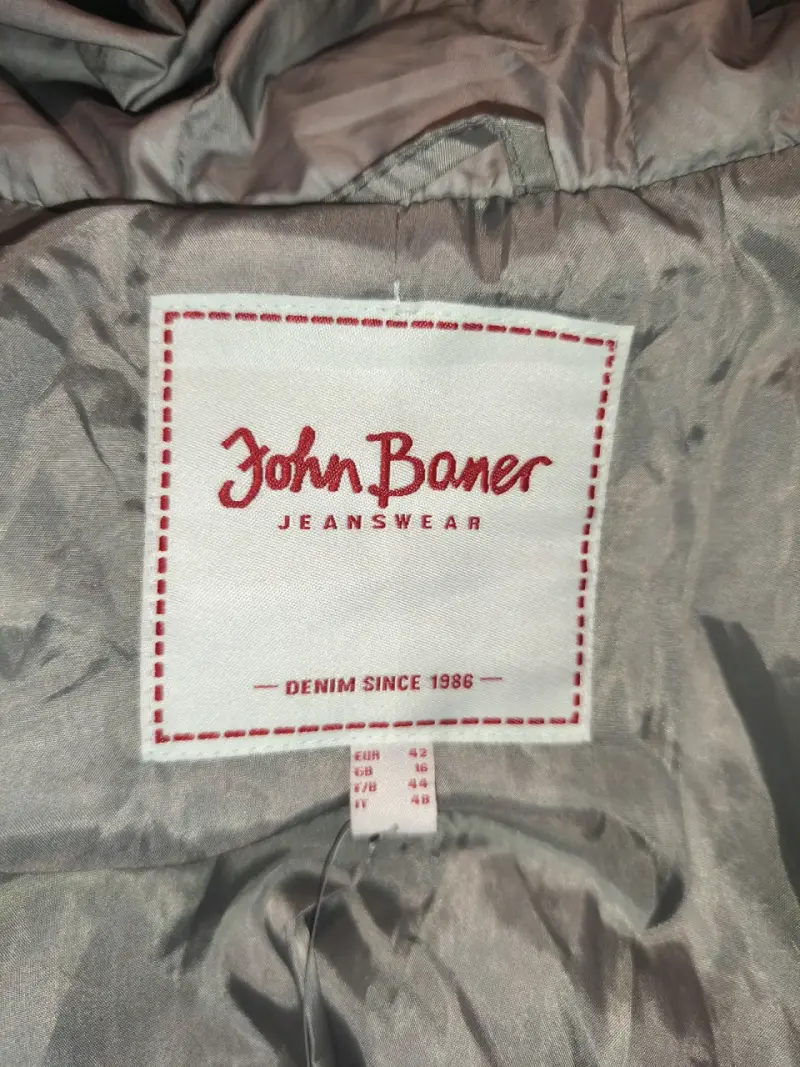 Abrigo gris con capucha John Baner - 4