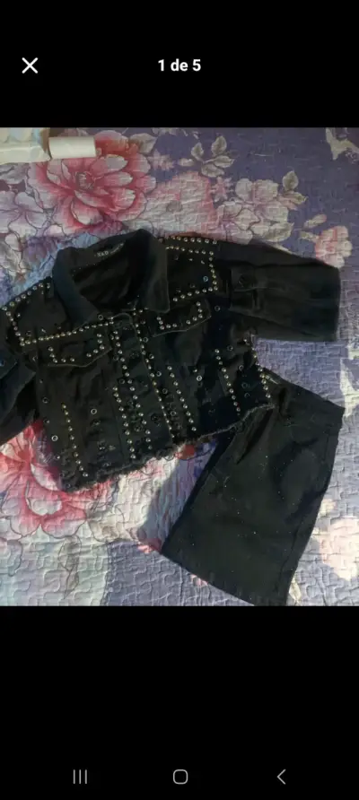 Conjunto de chaqueta y falda negra con tachas - miniatura 1