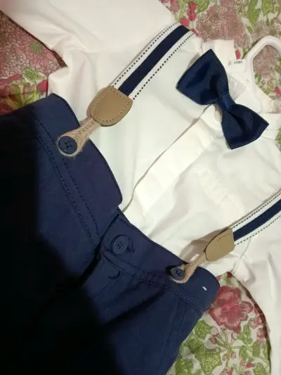 Conjunto formal para niño con tirantes y corbatín - miniatura 1