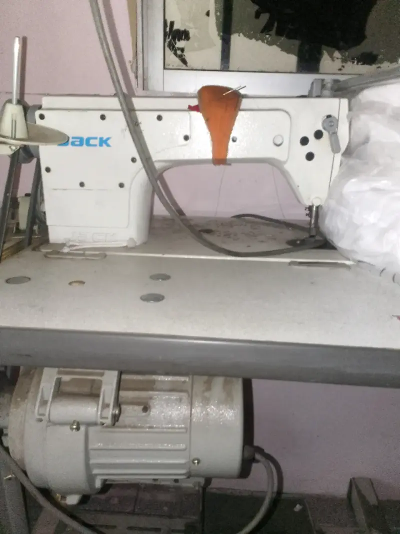 Se vende taller de confeccion - 2