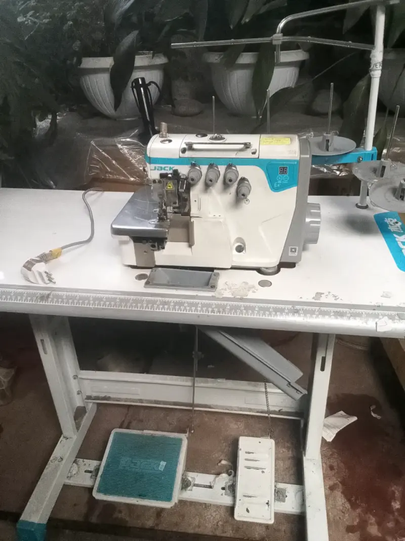 Se vende taller de confeccion - 6